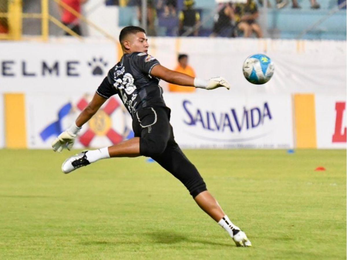 Fichajes: Olimpia va por un bombazo, barrida en Génesis PN y Marathón suma primeras dos altas para el Clausura 2026