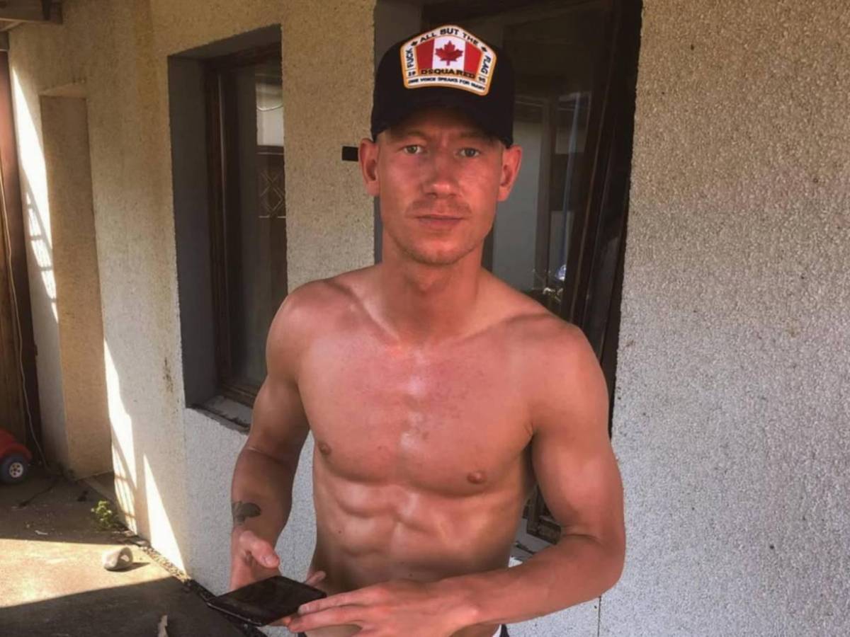 Murió el día de su cumpleaños; la tragedia invade al fútbol británico: ¿qué se sabe sobre el jugador?