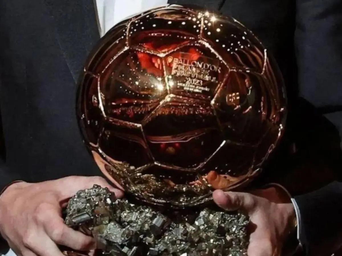 Balón de Oro 2026: le informan que ha ganado el premio y la reacción de su club