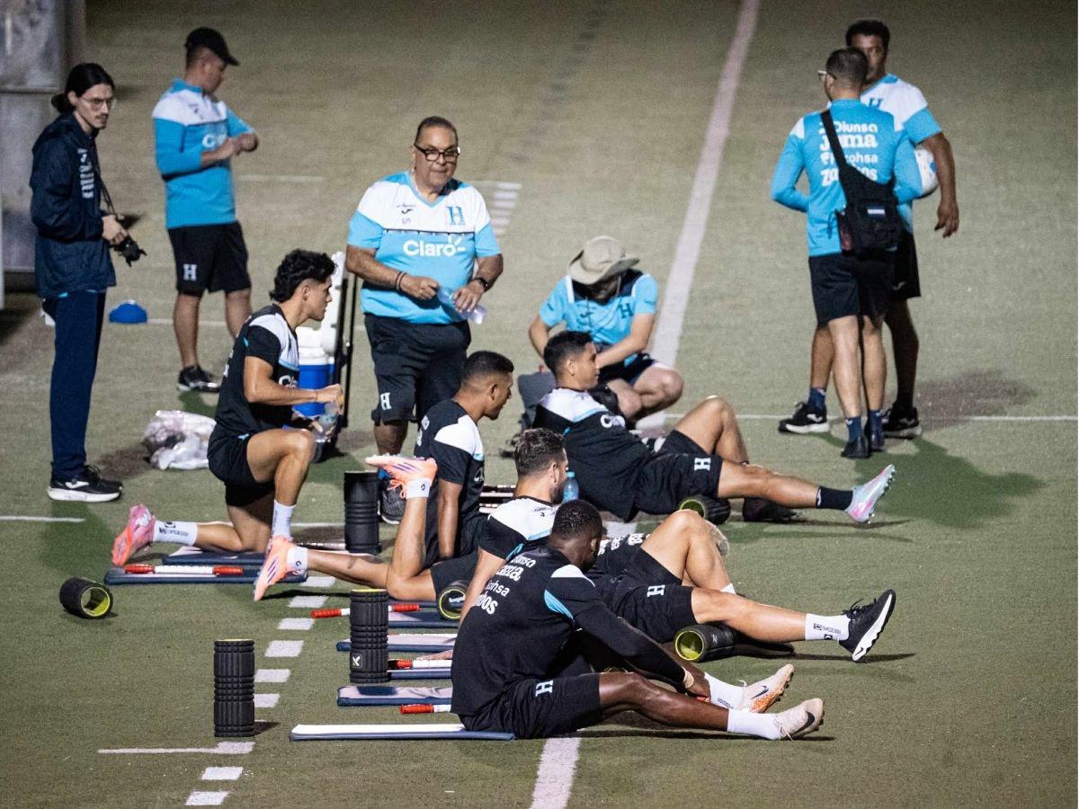 Otro futbolista caído en la Selección de Honduras: defensor central se lesiona y no entrena a horas del duelo ante Nicaragua