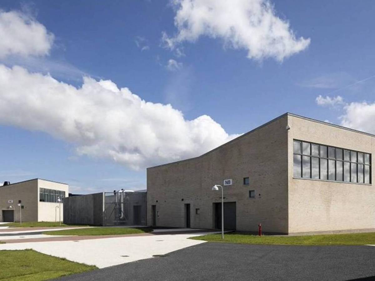 Futbolista de la Selección Mexicana fue condenado a prisión en Europa y así es la cárcel