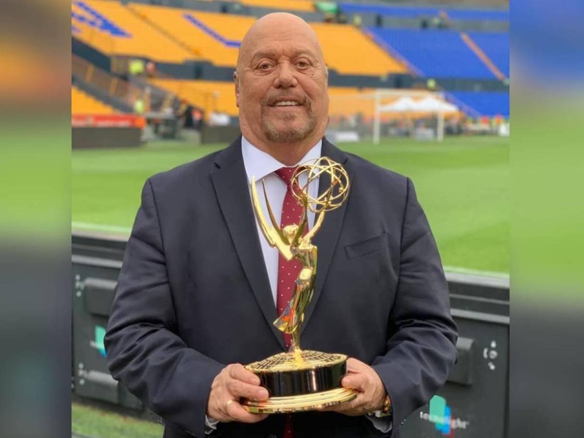 El motivo por el que “Perro” Bermúdez fue hospitalizado: ¿qué sucede con la salud del narrador mexicano?