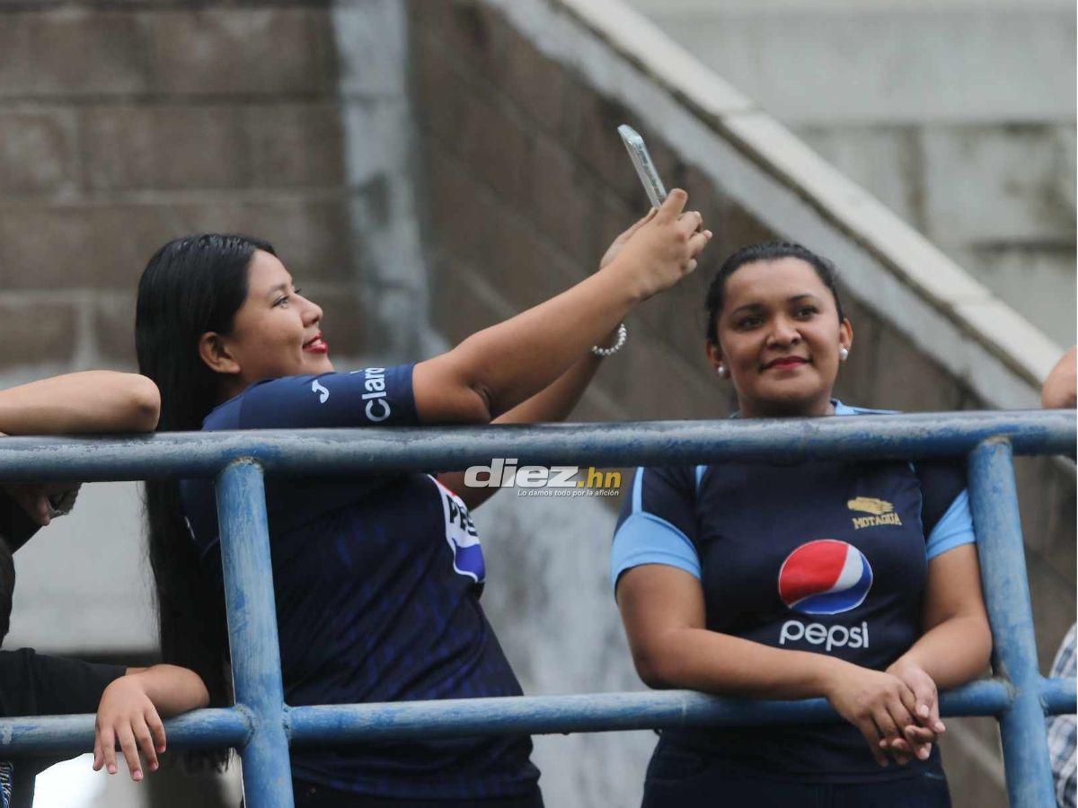 No se vio en TV: Diluvio en Choluteca, jugador de Motagua se robó el show y chicas robaron suspiros en el Emilio Williams