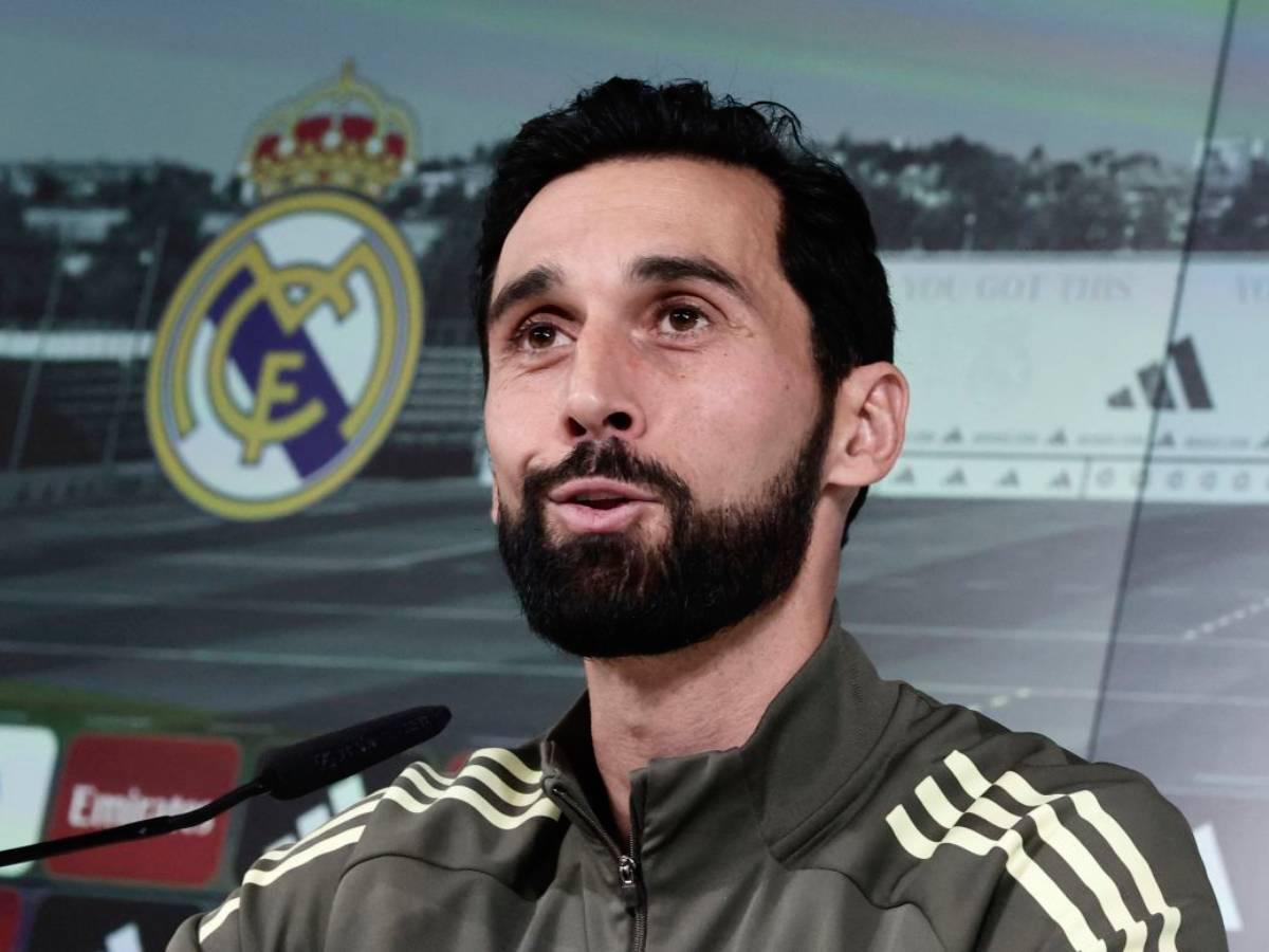 El nuevo contrato de Álvaro Arbeloa: el tiempo que firmó, salario y aceptó el 'fichaje' que Xabi le rechazó a Real Madrid