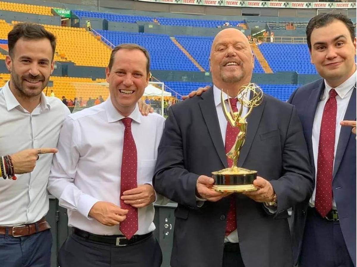 El motivo por el que “Perro” Bermúdez fue hospitalizado: ¿qué sucede con la salud del narrador mexicano?