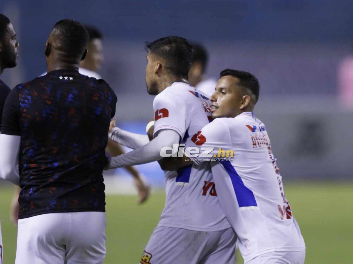 No se vio en TV: Show de “Buba” López contra Olimpia, las bellas chicas del clásico, bronca del DT de Real España y la policía blindó el Olímpico