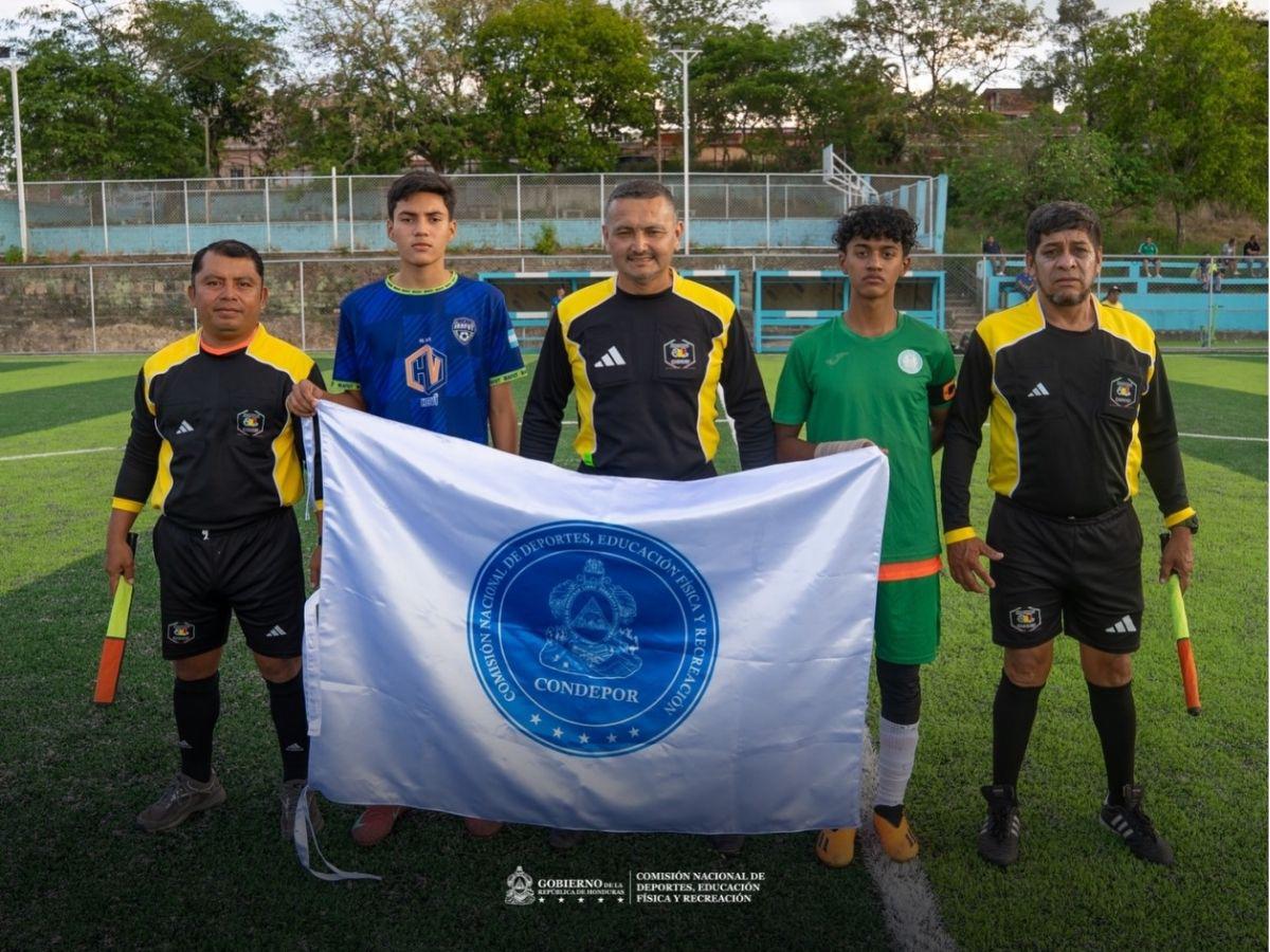 Condepor inaugura moderna cancha sintética en reconocida colonia de Tegucigalpa