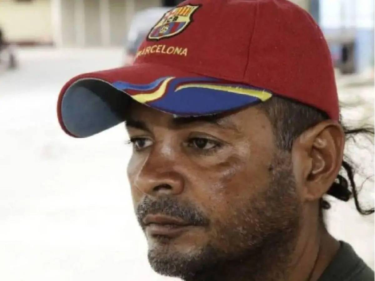 Exfutbolista hondureño recae, duerme en la calle y clama por ayuda urgente