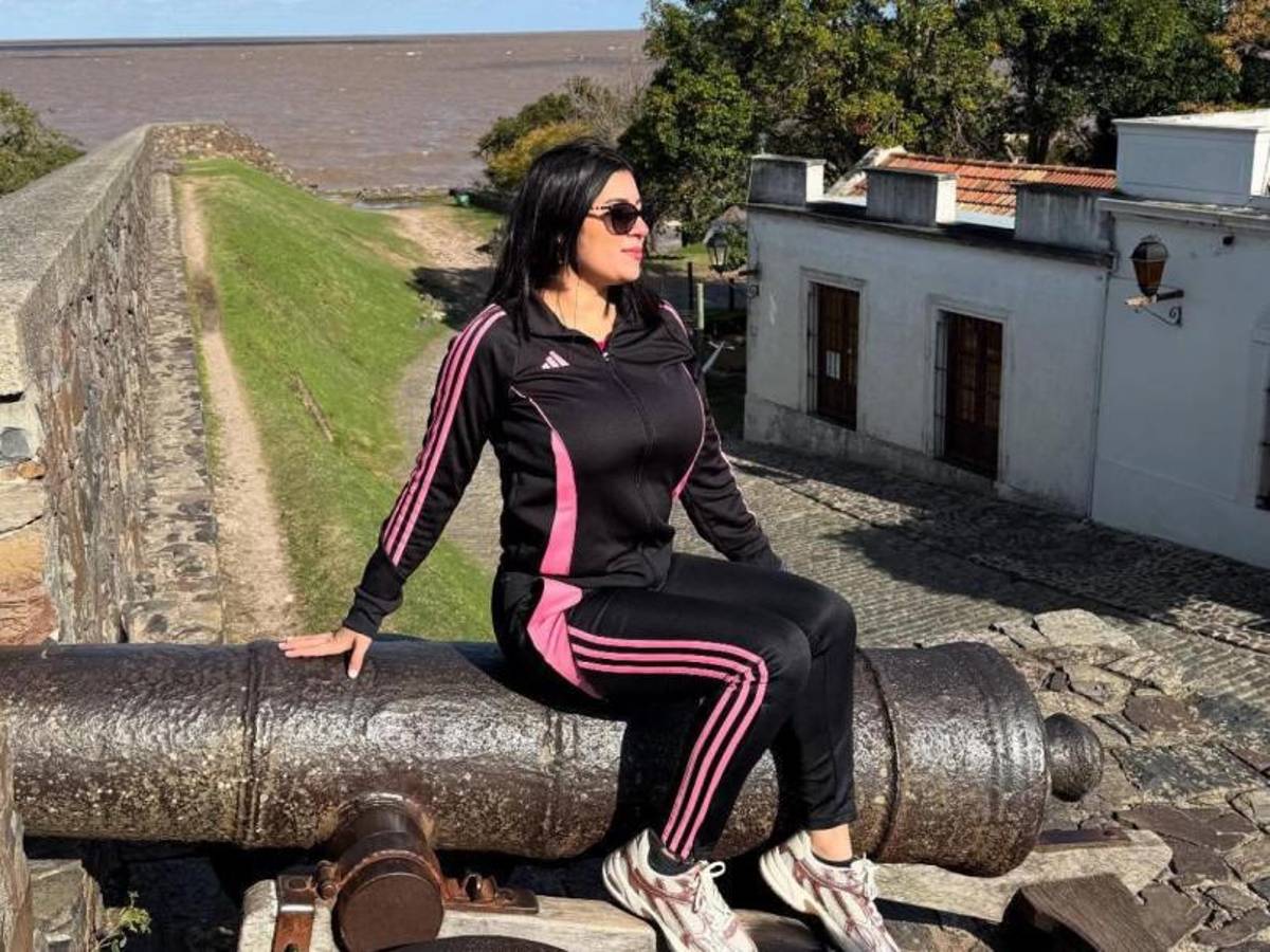 Presentadora hondureña sorprende al anunciar que está embarazada de exfutbolista de Liga Nacional: Una mini murallita