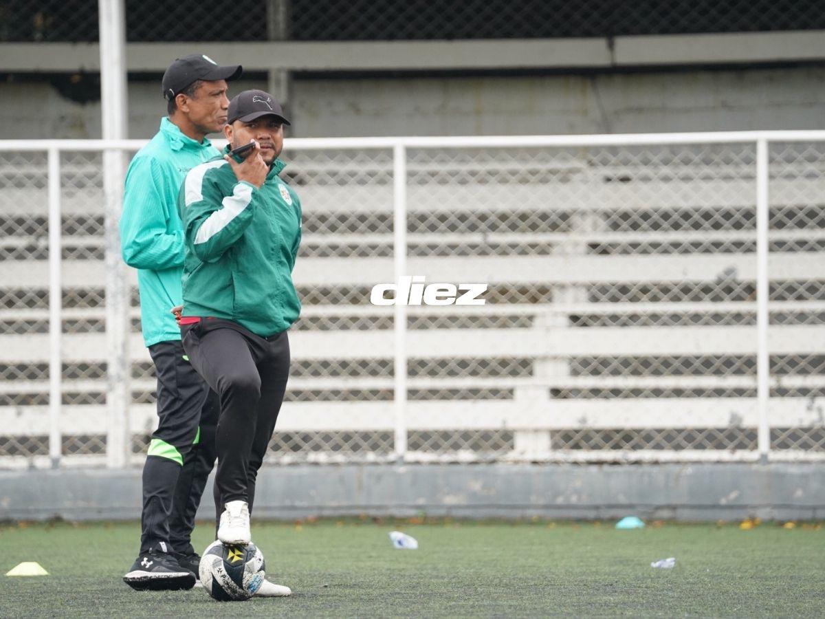 Sorpresa en el entreno de Marathón y así fue el recibimiento del nuevo fichaje verdolaga: ¡curioso look!