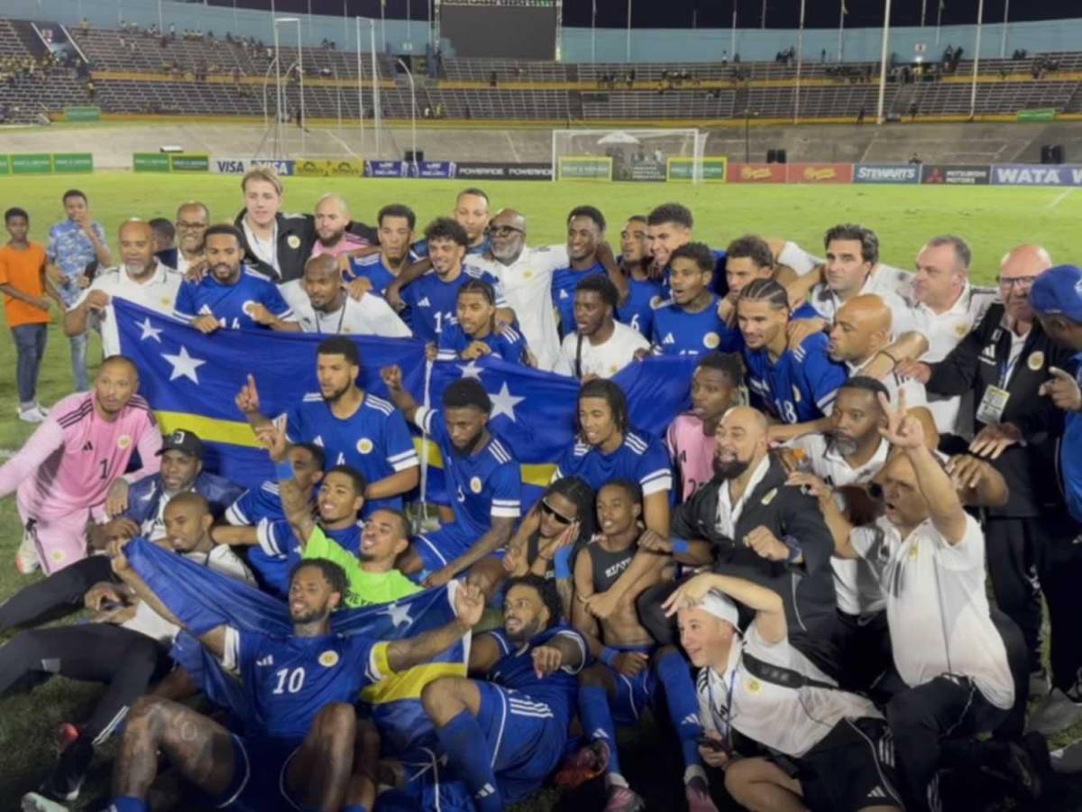 Sin el técnico, jugadores nacidos en Europa y será el país más pequeño en el Mundial 2026