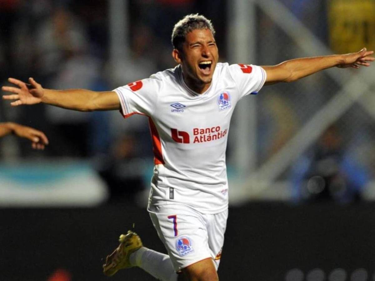 Fichajes: Olimpia pasaría la escoba y Chelito se va a USA; ¿Italiano a Honduras?