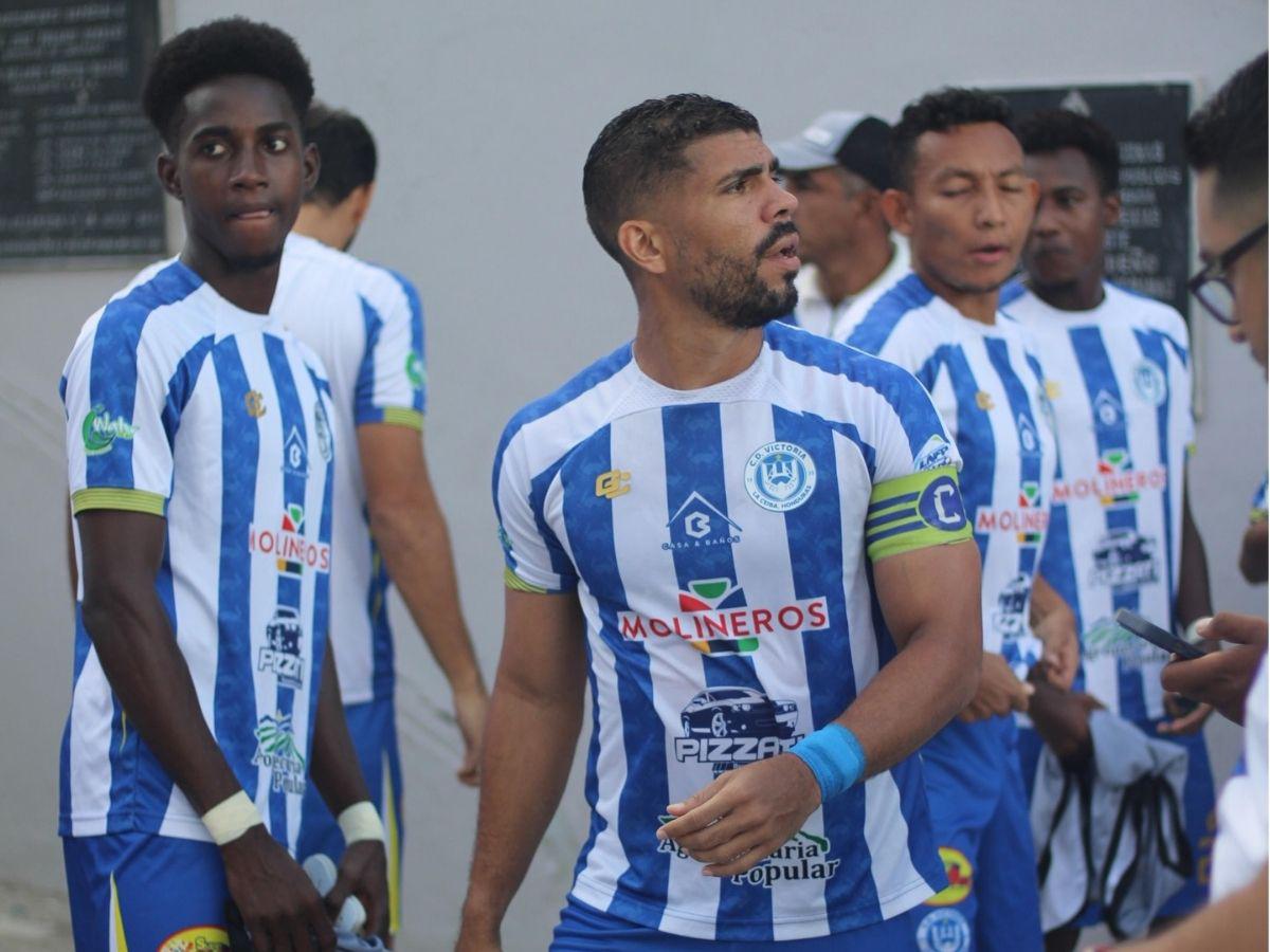 Un grande en alerta roja: El modesto equipo que lidera la tabla de minutos Sub-20 en el Apertura 2025 de Liga Nacional