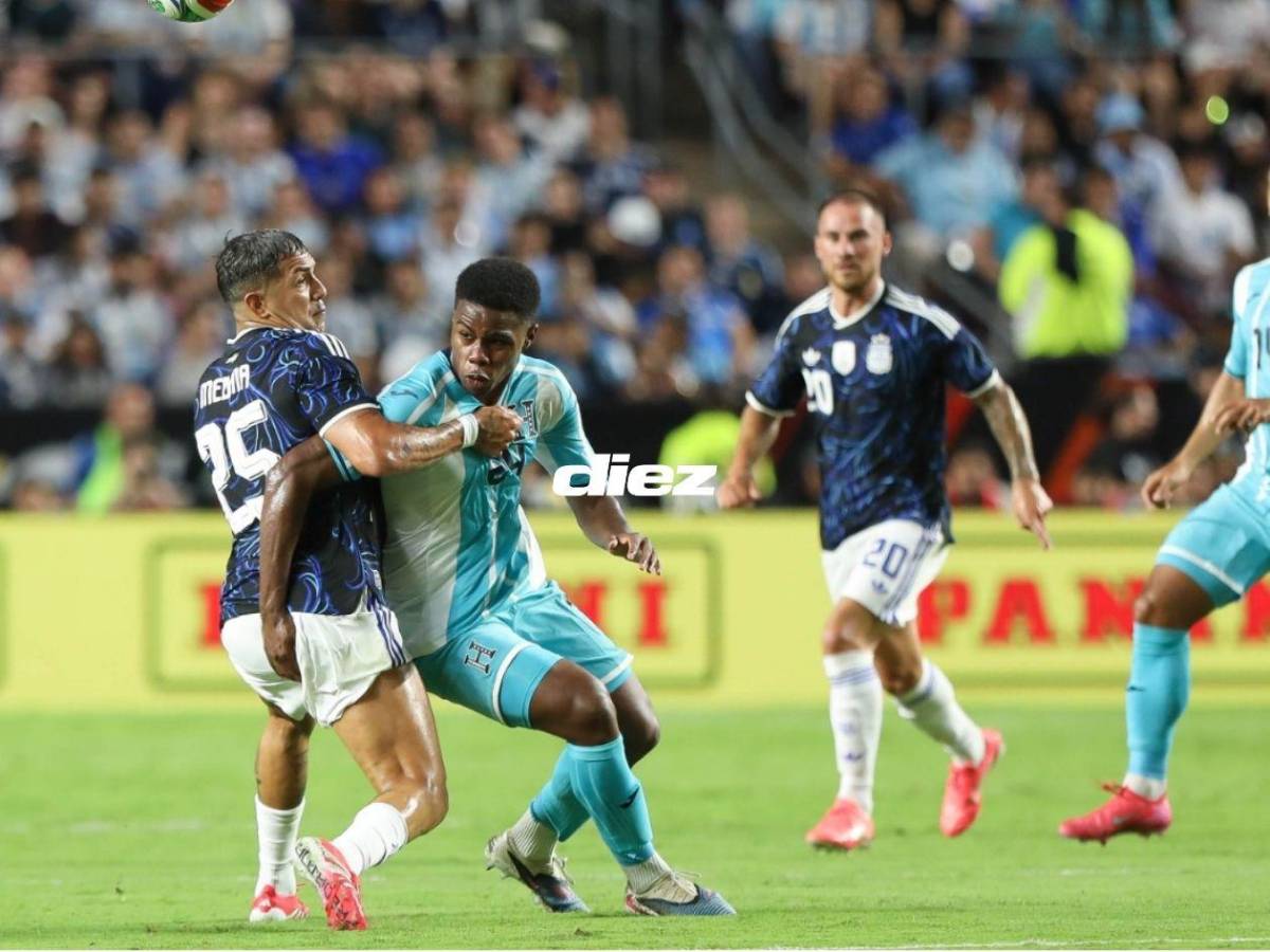 Keyrol Figueroa a todo pulmón: las otras fotos que no viste del Honduras-Argentina