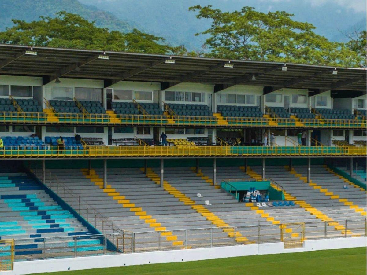 Pintura nueva e instalación de butacas en el Estadio Morazán: así pulen el recinto sampedrano previo a su reapertura