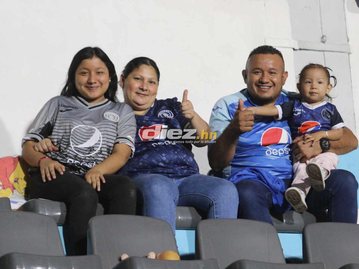 Explosión con Diego Vázquez, las guapísimas hinchas del Motagua y, ¿qué pasó con la mascota del “Ciclón”?