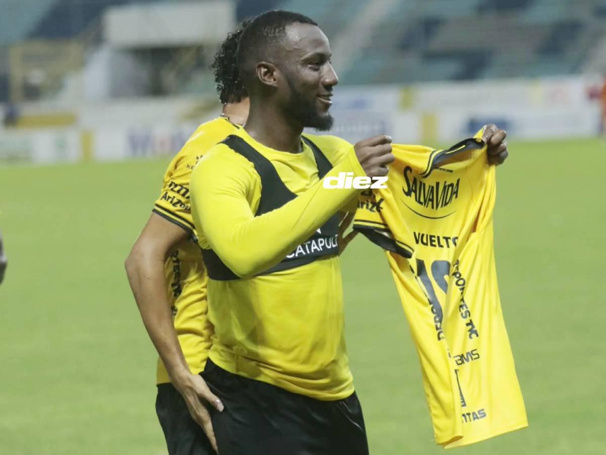 Darixon Vuelto celebrando el primer gol del encuentro. Foto Neptalí Romero.