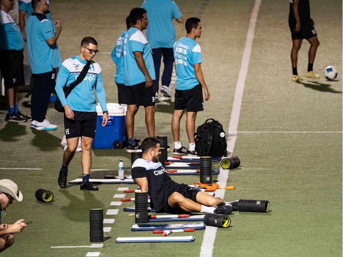 Otro futbolista caído en la Selección de Honduras: defensor central se lesiona y no entrena a horas del duelo ante Nicaragua