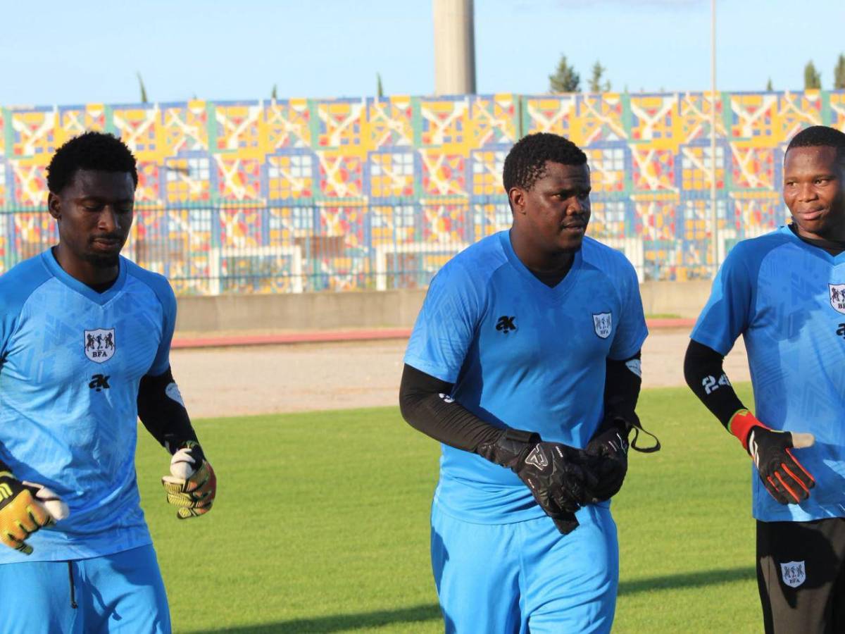 Pesa más de 80 kilos: ¿Quién es el portero que se hizo viral por su físico en la Copa África?