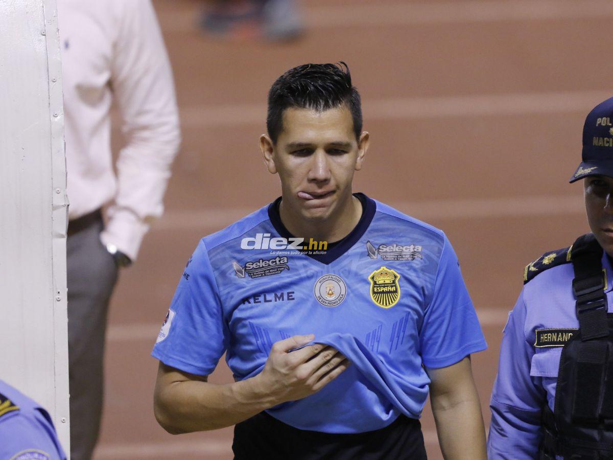 No se vio en TV: La bronca de Carlos Small, tristeza en Real España, locura de Rony Martínez y las hermosas policías en el Olímpico