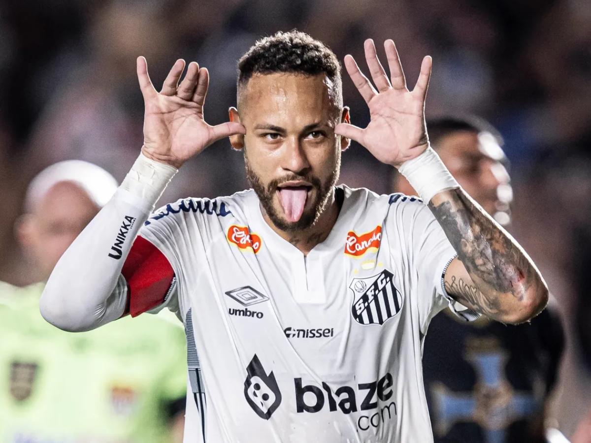 Neymar firmará millonario contrato y su padre revela: Recibimos ofertas de otros clubes, pero las rechazamos