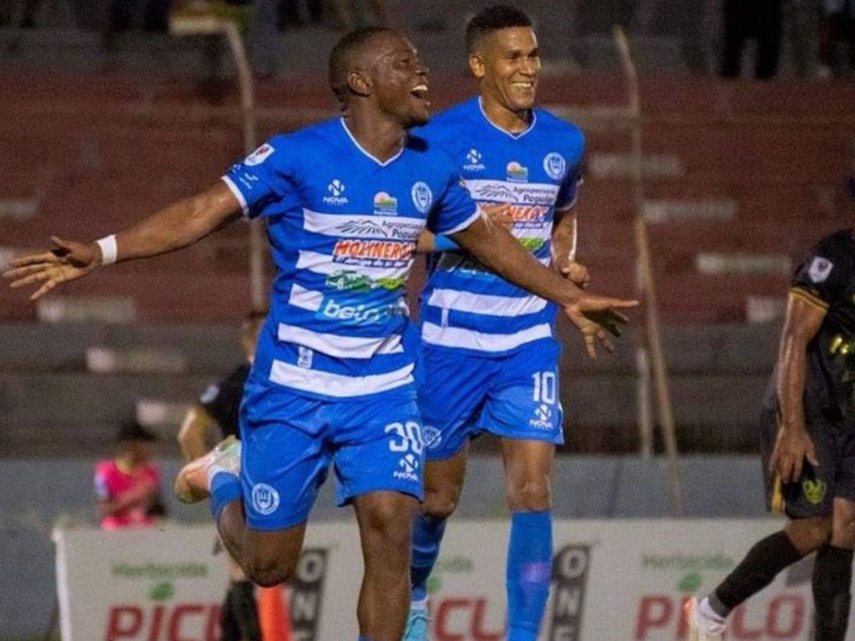 Dos renunciaron en pleno torneo: Los 25 grandes fiascos del Apertura 2023 de la Liga Nacional de Honduras