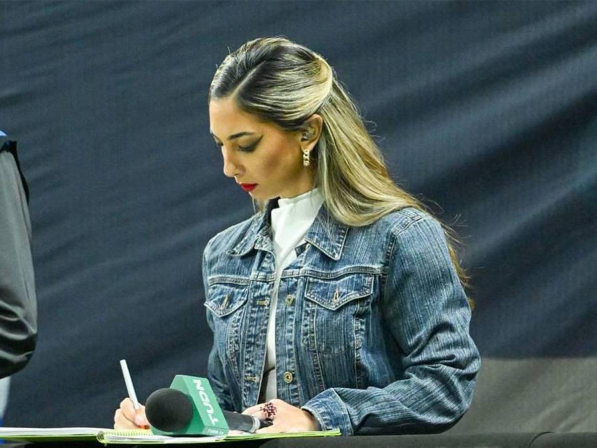 Reportera de TUDN prueba las baleadas previo al Honduras-México y esta fue su reacción