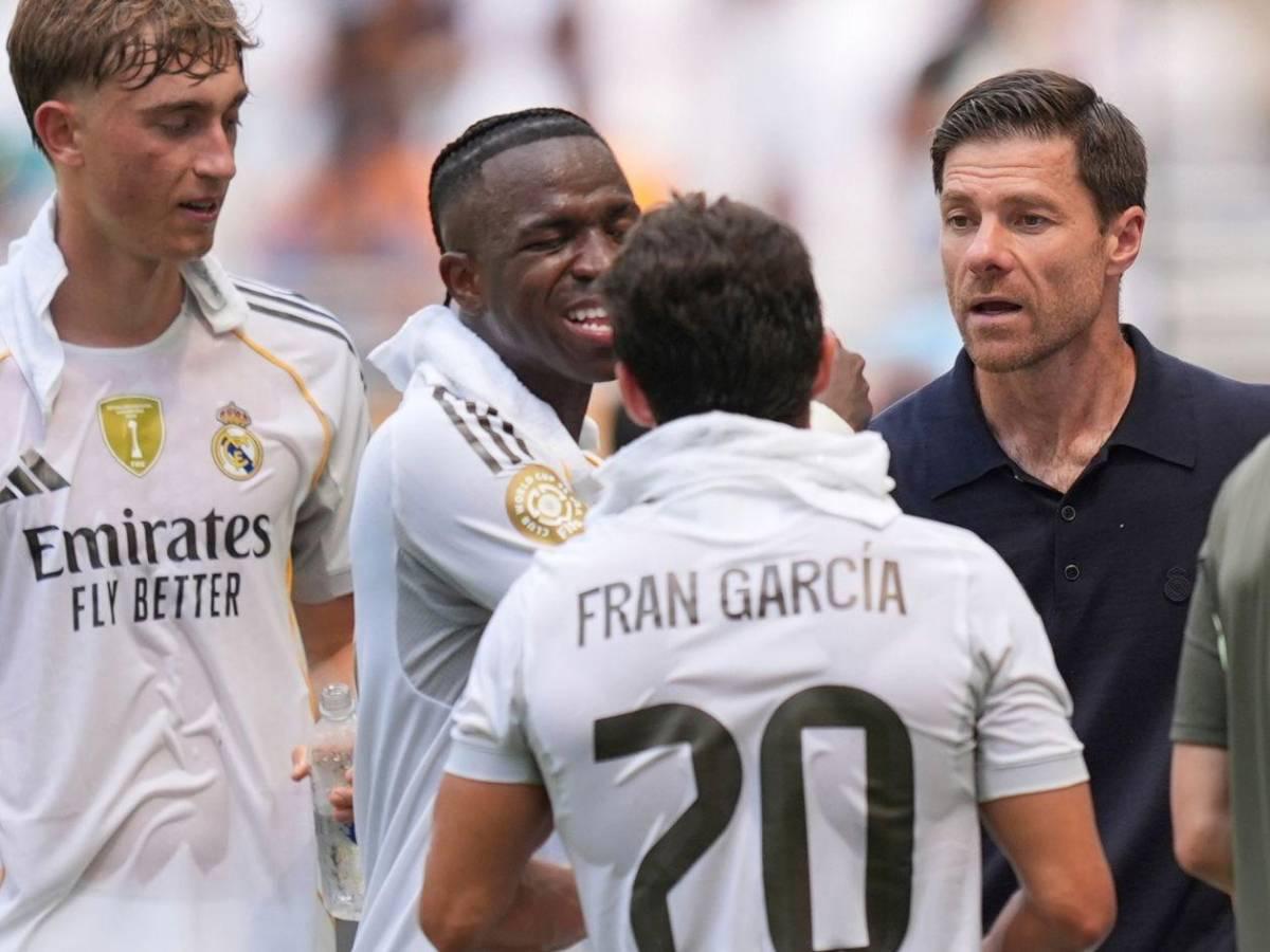 Al descubierto los jugadores que están haciendo la cama en el Real Madrid, Xabi los quiere fuera y la decisión del club