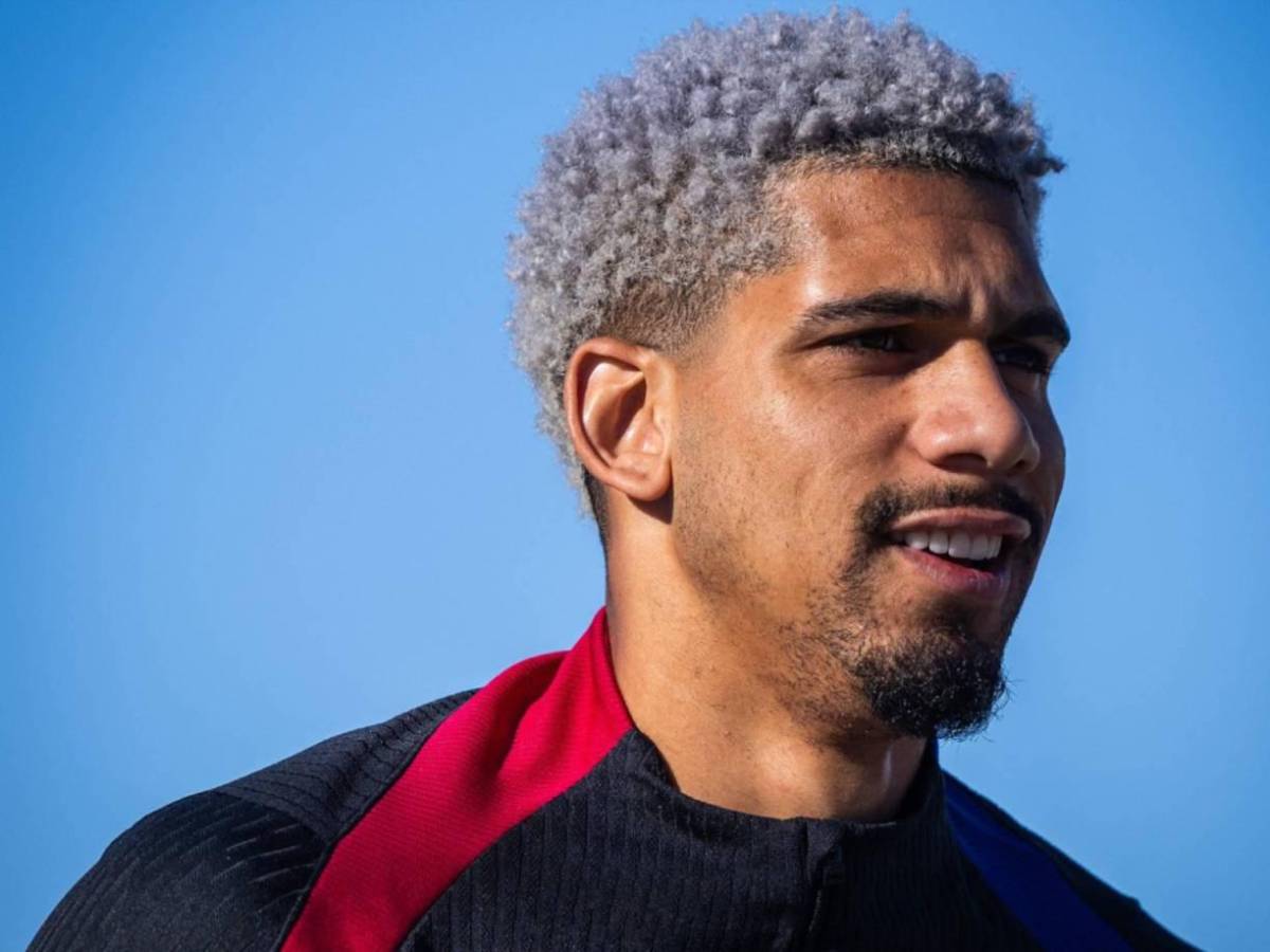 Salen a la luz los jugadores que Barcelona piensa vender para recuperar a Dani Olmo; esta es la gran sorpresa