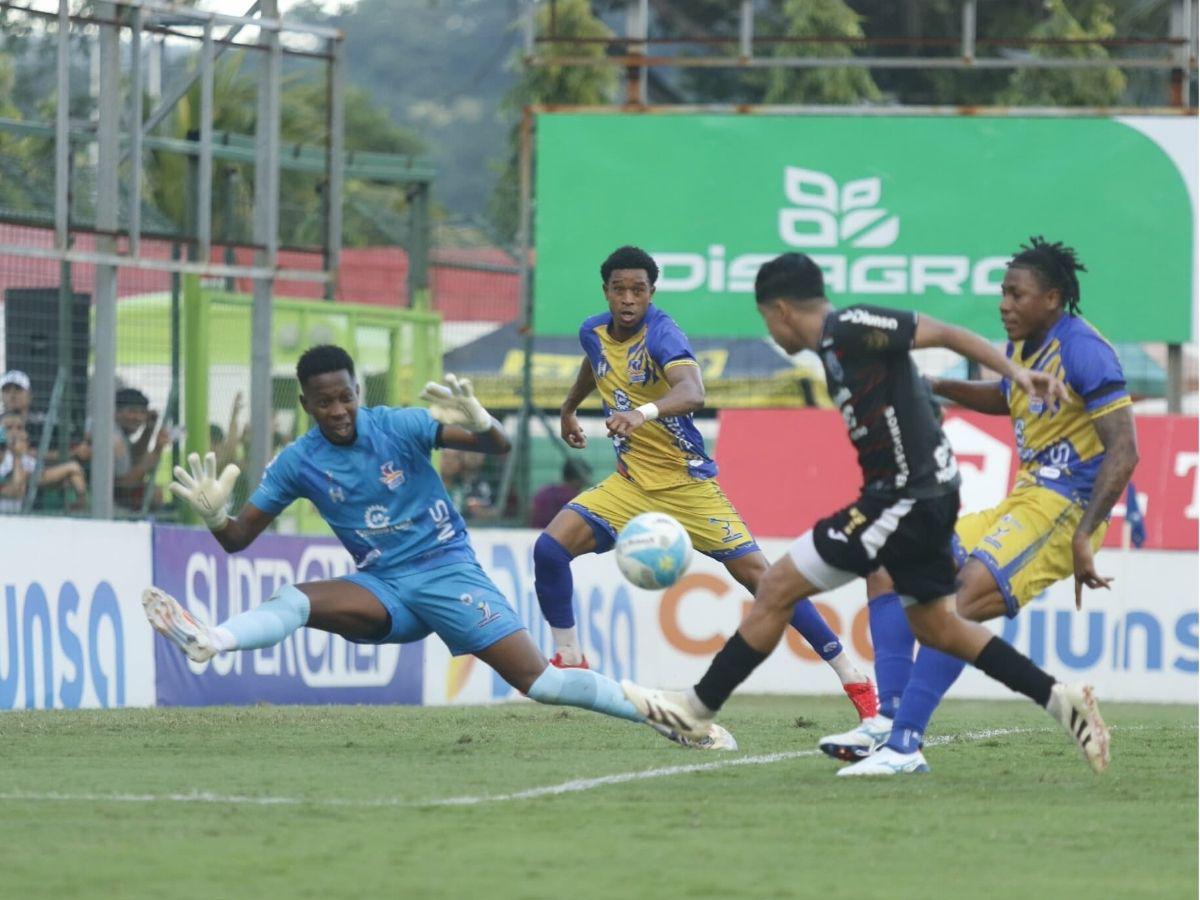 Conmovedor adiós a Orinson Amaya, globos volaron al cielo y futbolistas del Marathón le dedicaron el triunfo