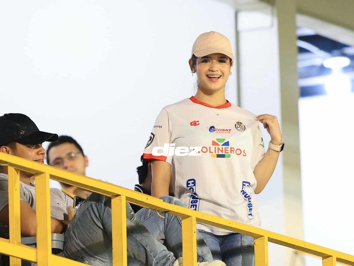 Brutal golpe de futbolista de Real Sociedad, bronca en Real España, las chicas que enamoraron y el fotón a la luna