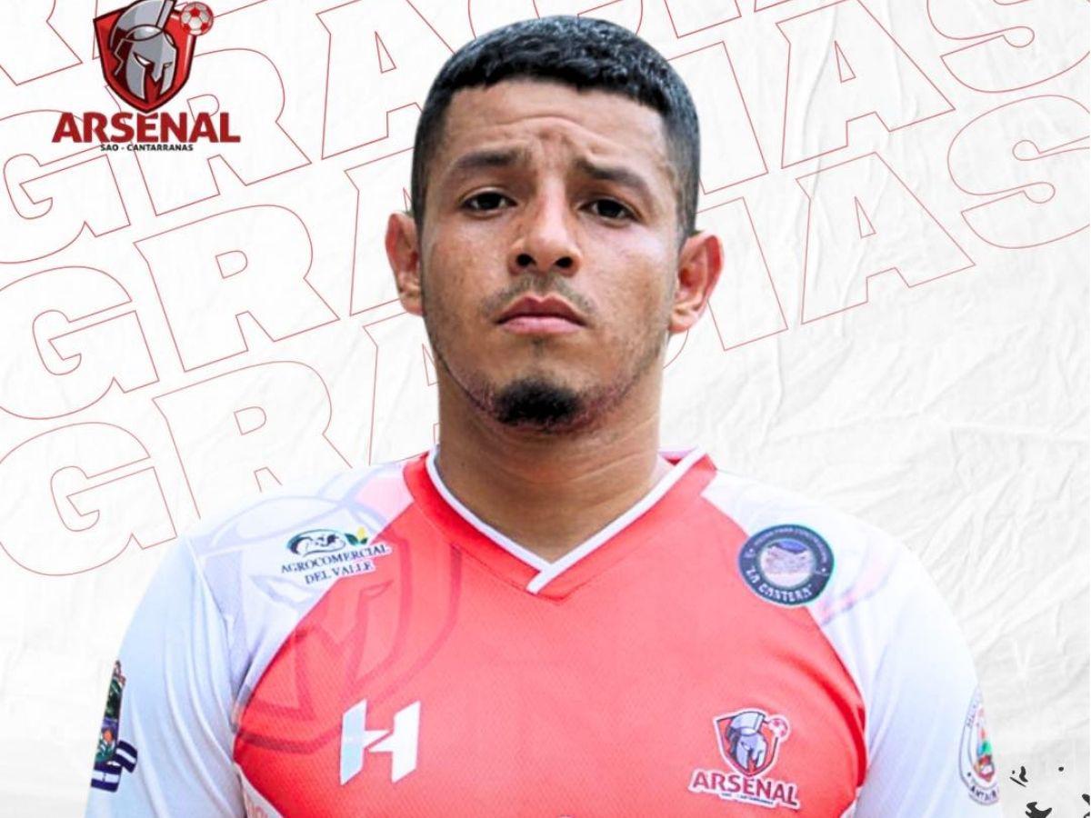 Mundialista con Honduras sorprende al fichar por inédito club, Arsenal arma equipazo y dos ex Juticalpa a Liga de Ascenso