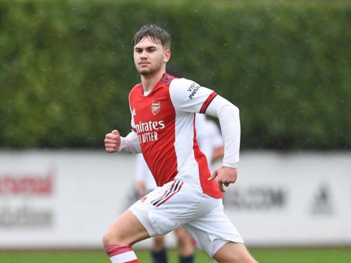 Muere futbolista que jugó en el Arsenal: la dura causa de su fallecimiento y el mensaje que recibió desde Costa Rica