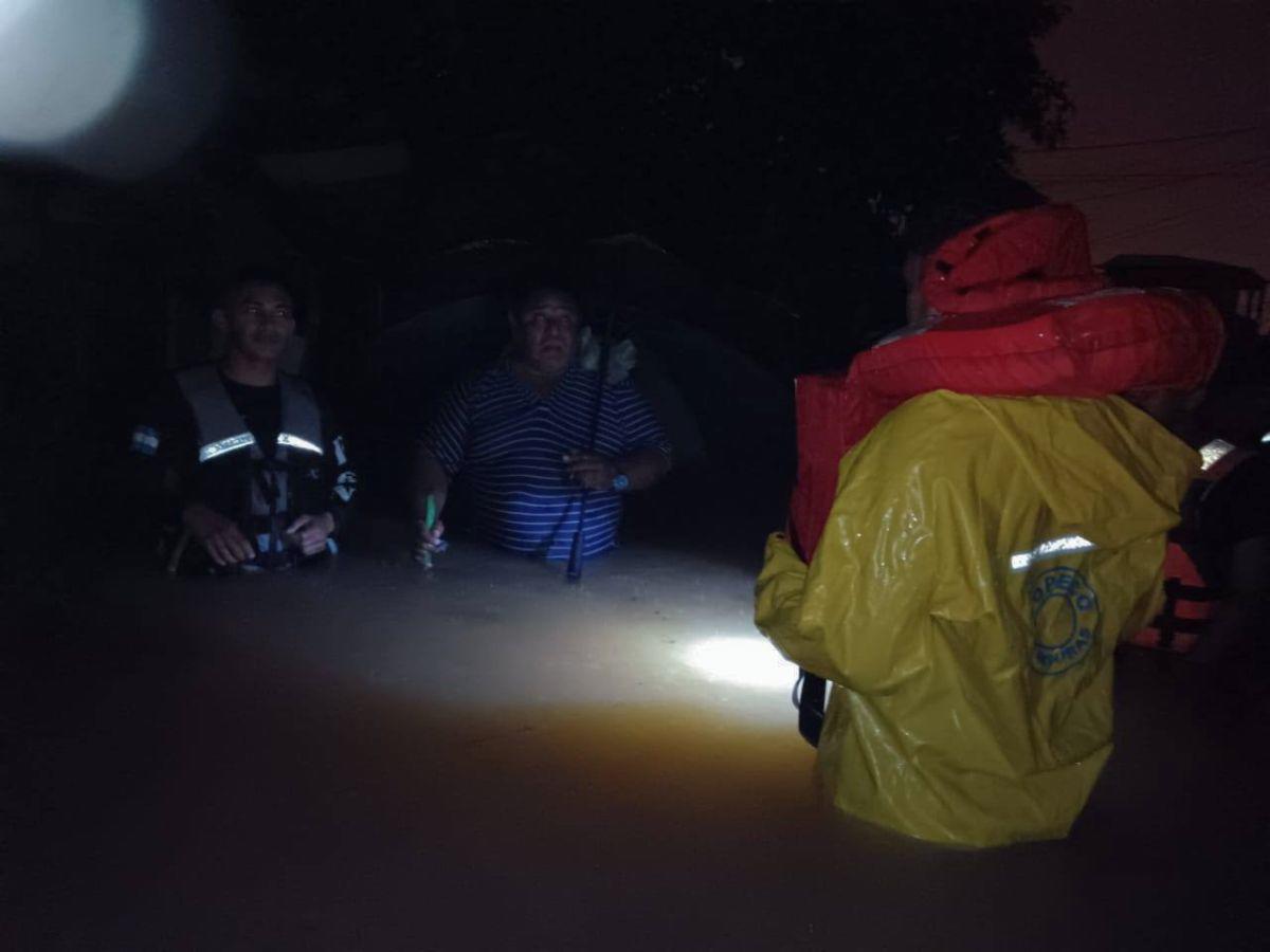 Tormenta Sara azota con fuerza a Honduras: imágenes de los desastres que ha dejado a su paso, ¡hay tres desaparecidos!