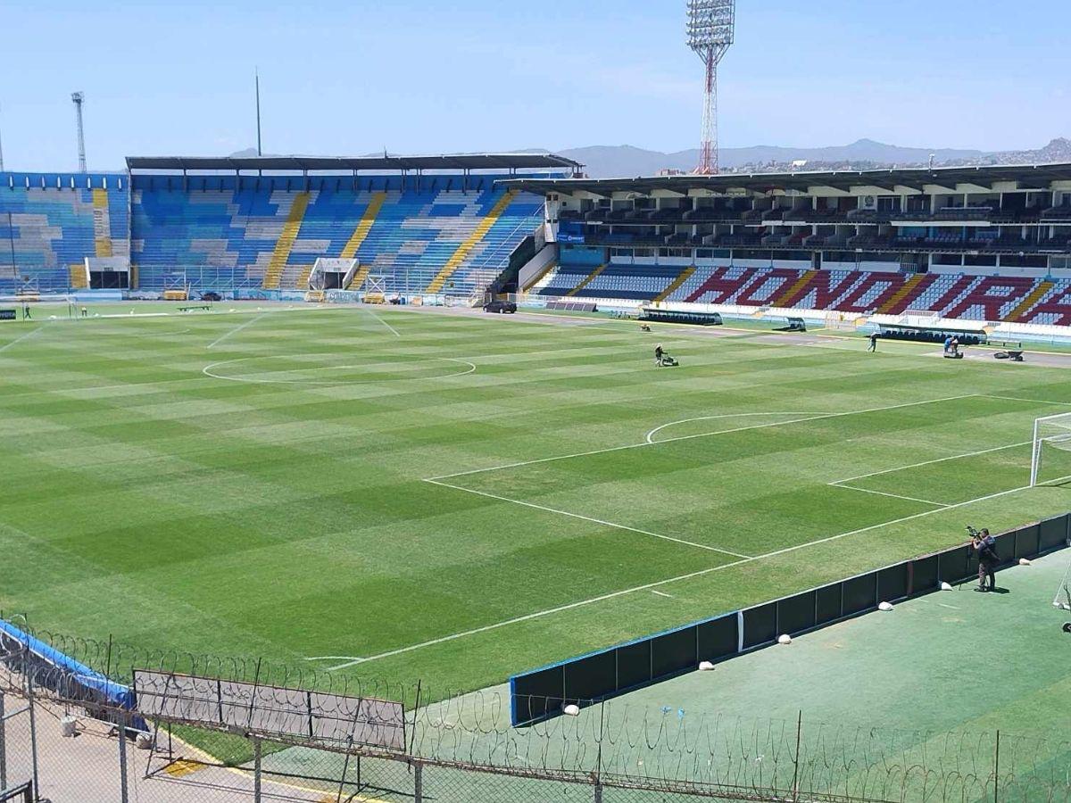 ¡Con otra cara! Así luce la grama del Estadio Nacional Chelato Uclés tras el control de las dos plagas