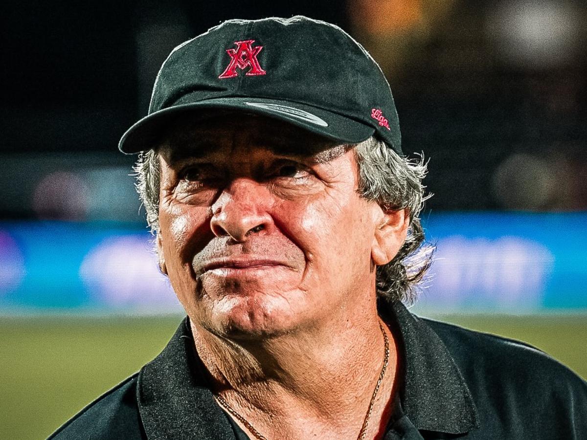 Alajuelense la pasa mal en Costa Rica y confirman el futuro de Óscar 'Machillo' Ramírez: Nuestro técnico se llama...