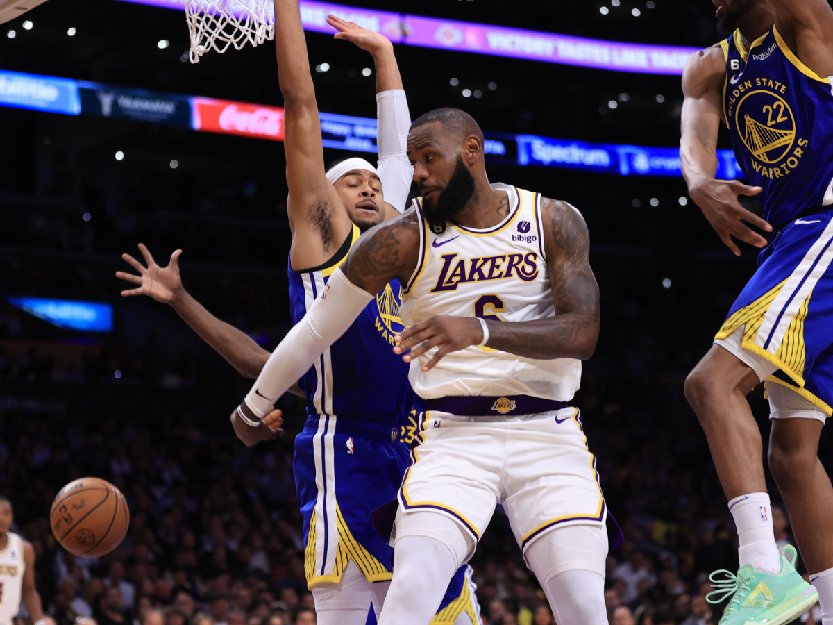 Los Lakers se desquitan la paliza del segundo duelo contra Warriors y se ponen al frente en la serie de semifinales