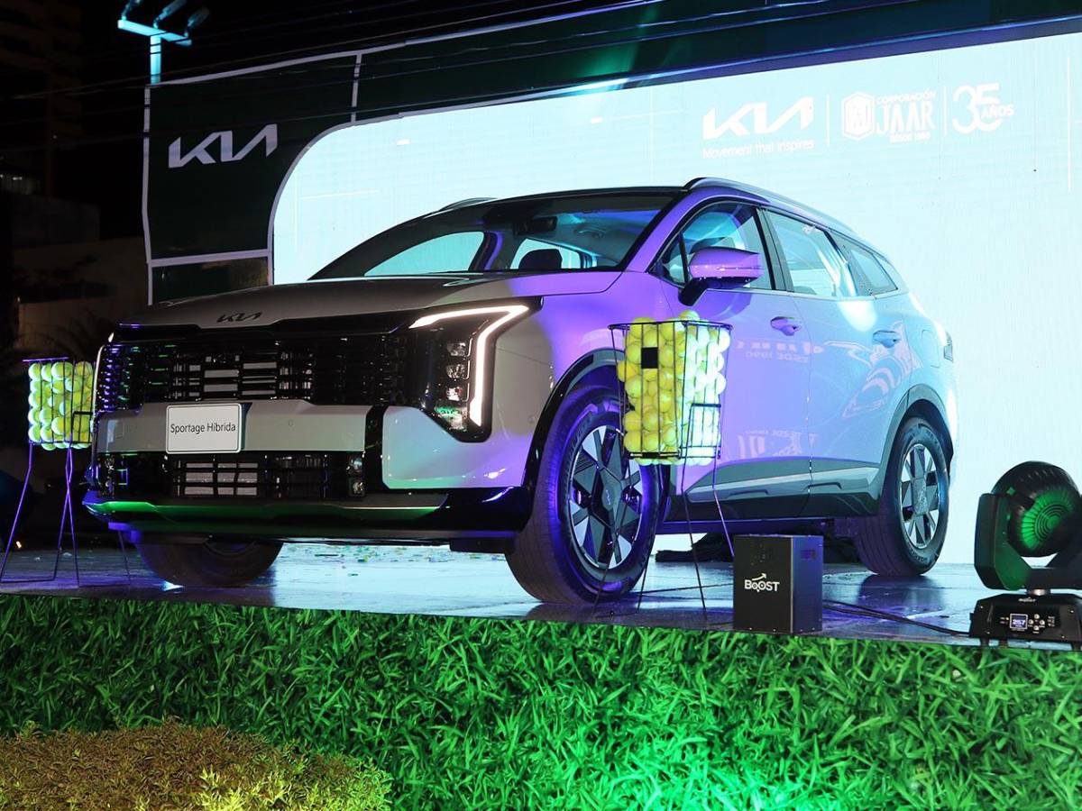 Nueva Kia Sportage Híbrida deslumbra en el Kia Open 2026 con innovación y eficiencia