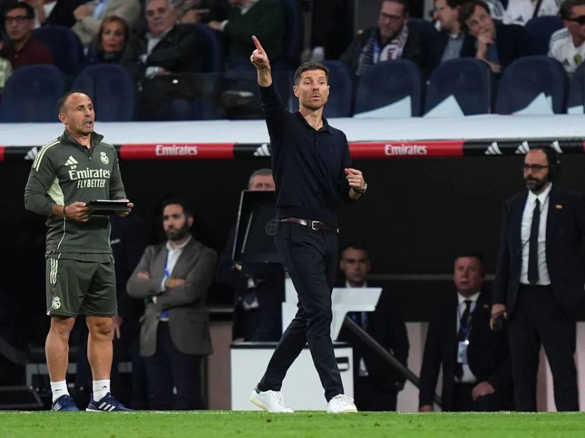 Al descubierto los jugadores que están haciendo la cama en el Real Madrid, Xabi los quiere fuera y la decisión del club