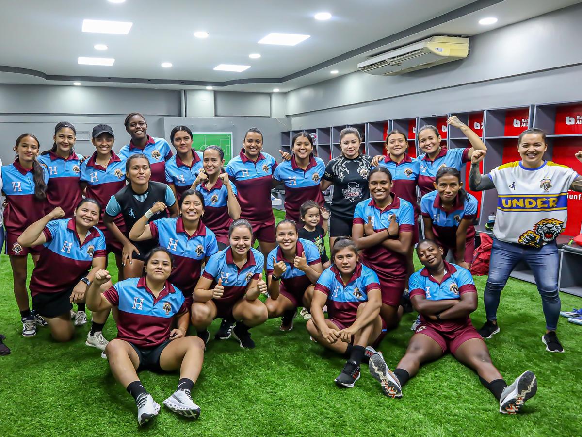 CD Under, el equipo femenino que brilla en Honduras: De qué trabajan sus jugadoras, de dónde son y quién es su futbolista de 39 años