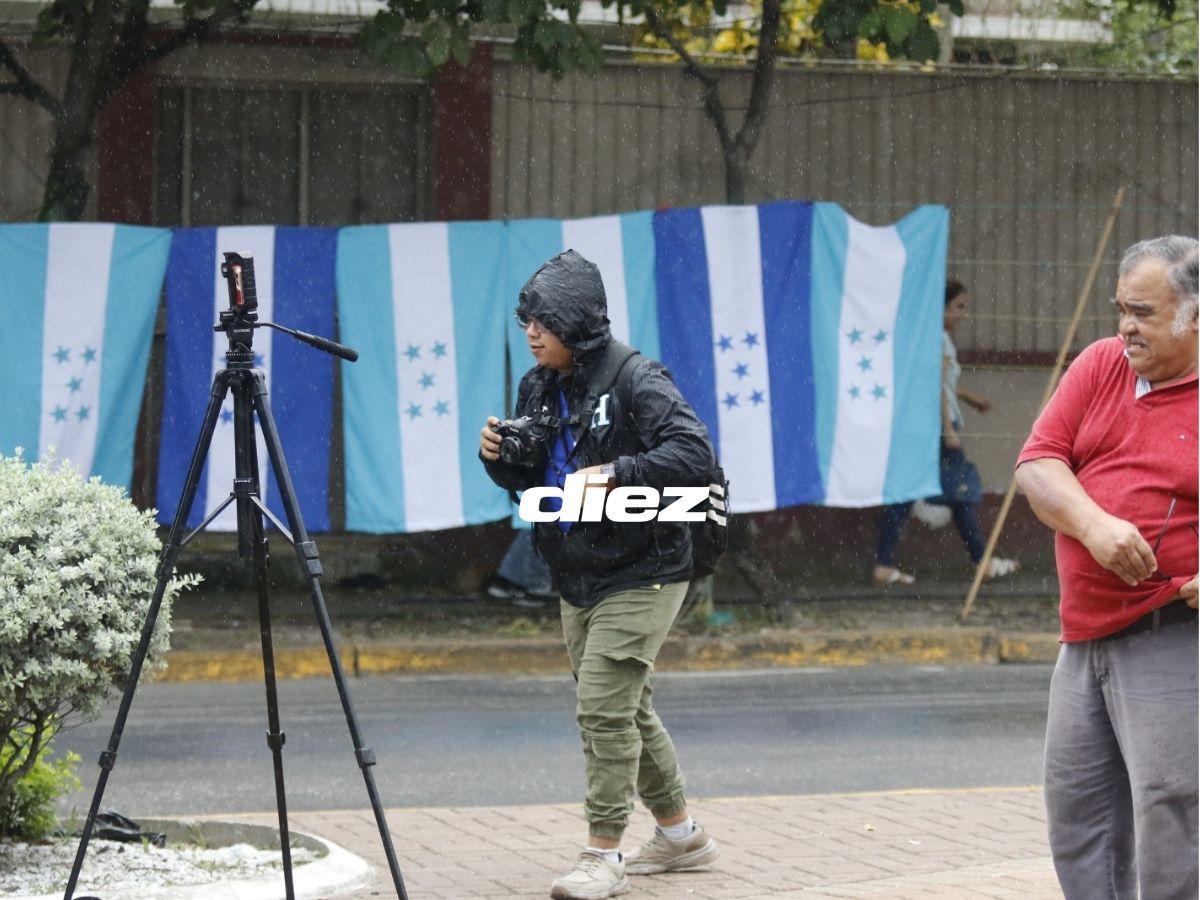 Tormenta Sara se hace sentir en Honduras con inundaciones: ¡el Estadio Morazán ya recibió el primer azote!