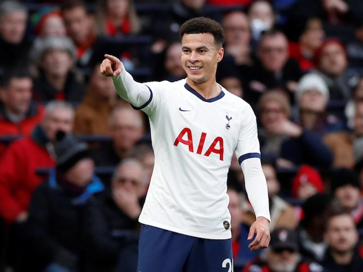 ¡Tres ex Real Madrid y varios del Barcelona! Grandes jugadores que siguen sin equipo en el fútbol de Europa