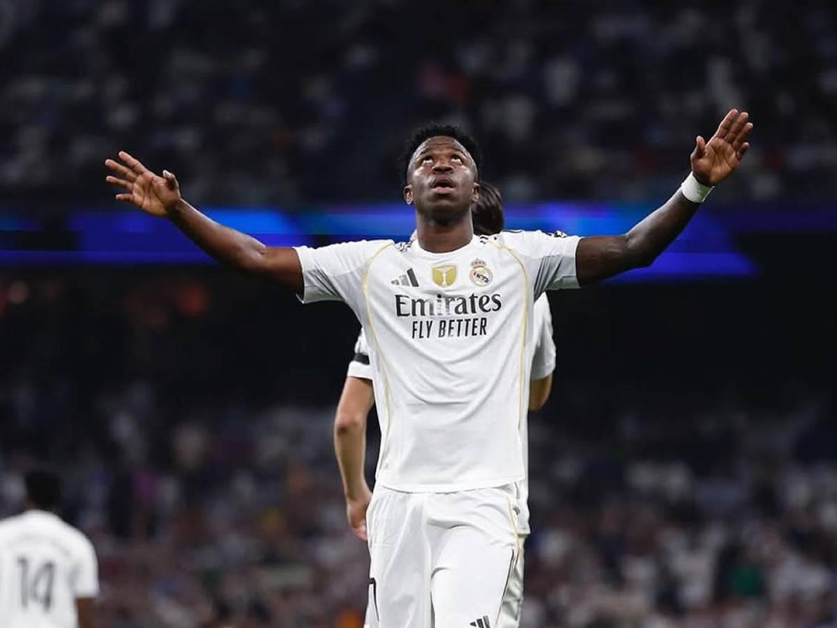 Real Madrid: así es la mujer que habría conquistado a Vinicius y los mensajes tras su doblete en el Bernabéu
