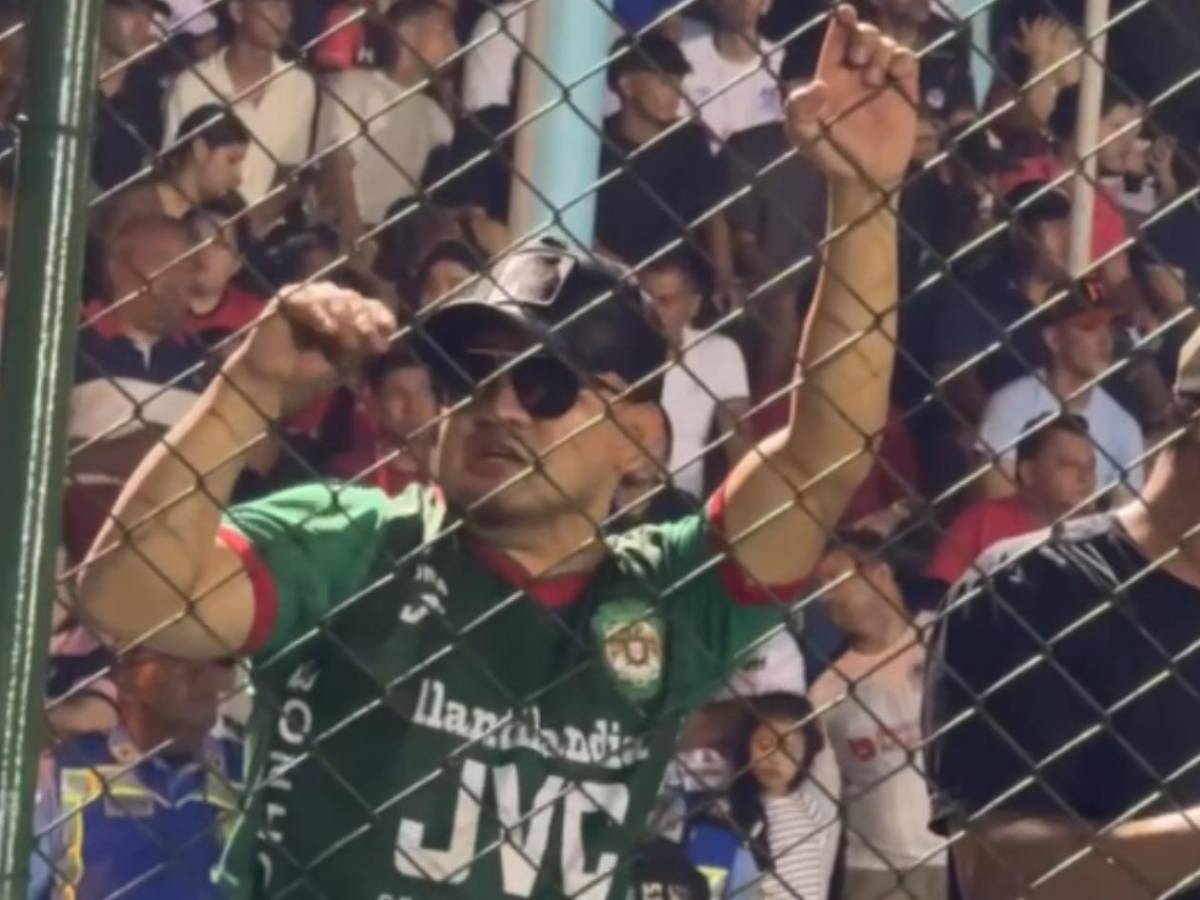 Mujer policía causa furor, promesa de Olimpia sorprende y Benguché responde insulto en el estadio Rubén Deras