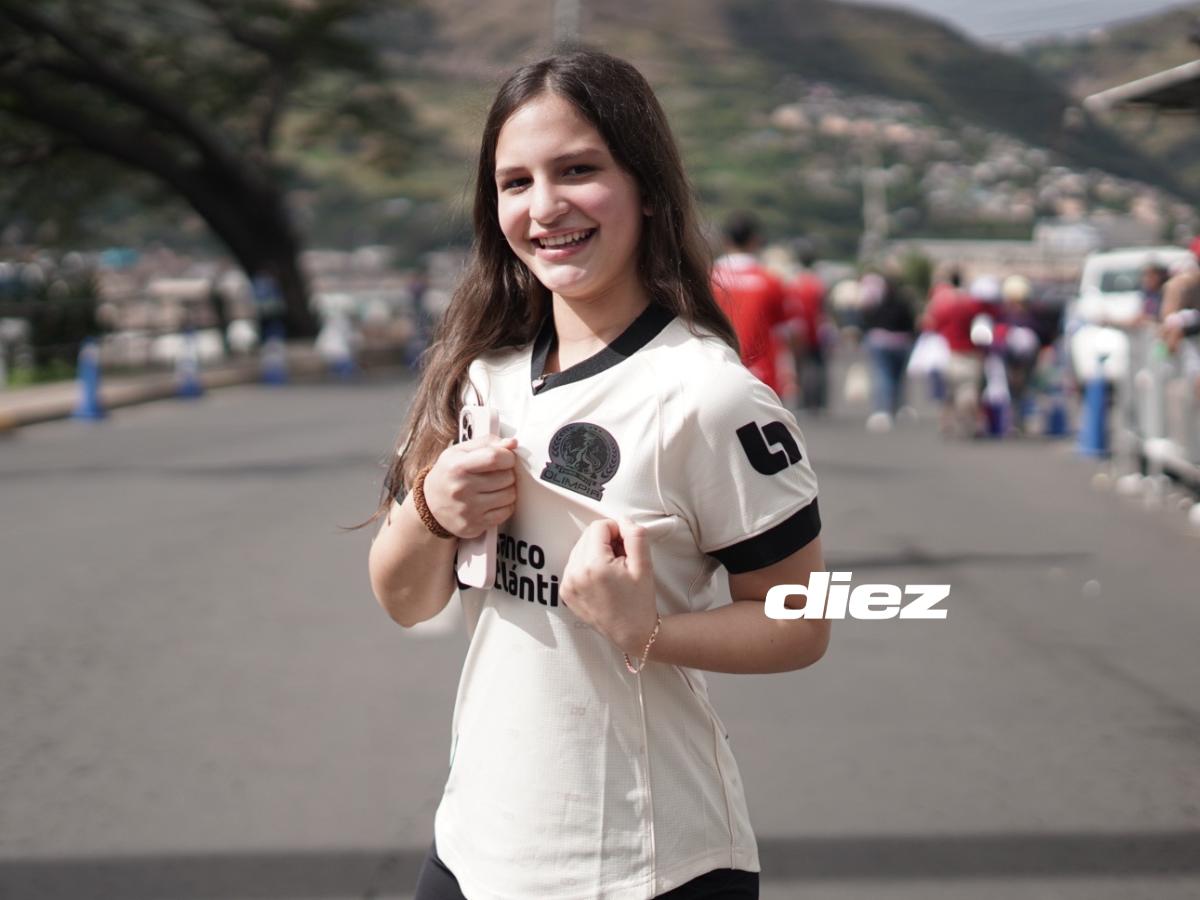Final Olimpia-Motagua: ¡Ambientazo! Primeros aficionados en el Nacional, fiesta de la Ultra Fiel y bellas chicas