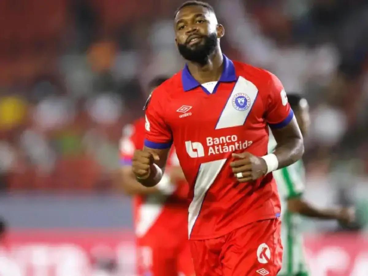 Castigos de Concacaf y lesionados: las bajas de Olimpia, Motagua y Marathón