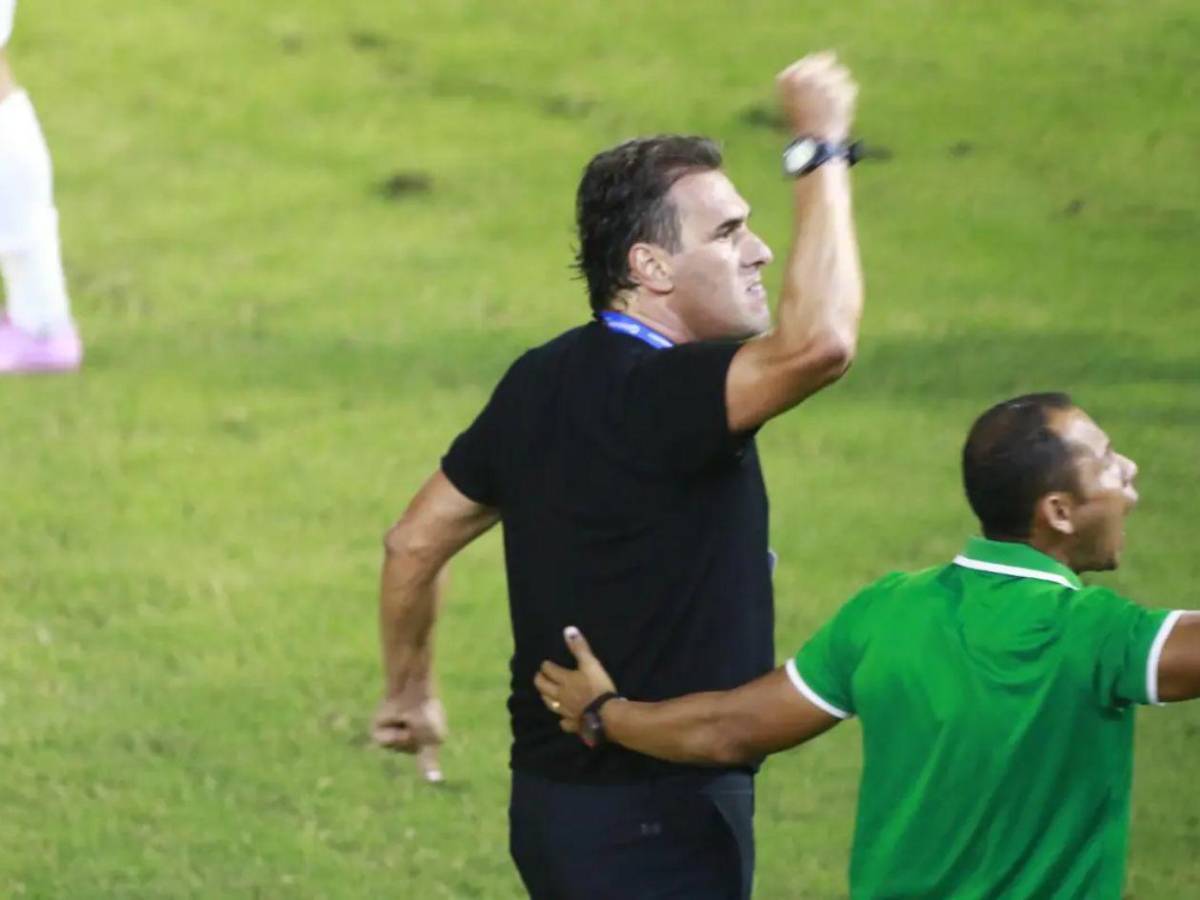 El feo gesto que nadie vio de Chuy Pérez a García y la burla de Menjívar al Marathón