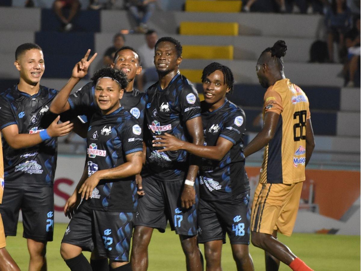 Terremoto en el Victoria: jugadores se van, crisis económica y problemón con el pago de servicios públicos