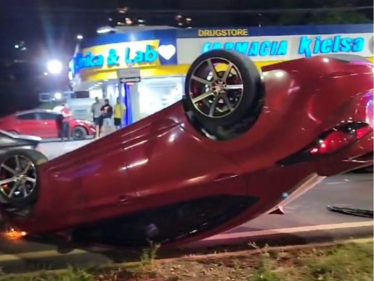 ¡El carro de Clever Portillo quedó destruido! Las fotos que dejó el terrible accidente de tránsito del jugador del Motagua