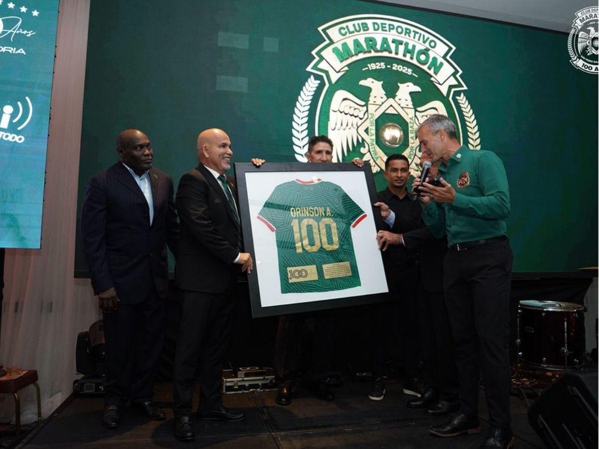 ¡Para ponerse de pie! Marathón festejó su centenario con una cena inolvidable con figuras, leyendas y campeones